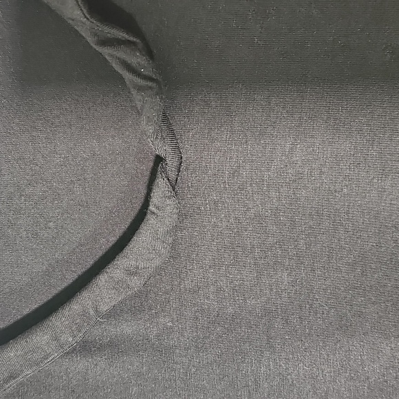 Sara Campbell Black Long Sleeve Top. So soft. Size Meduim. Scoop Neck. - Picture 3 of 7